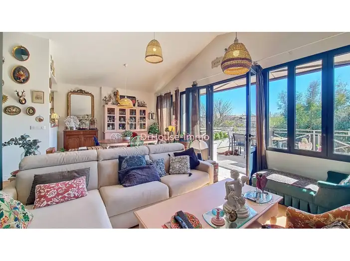 Image des la section Servies