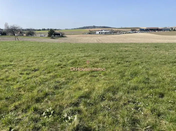Terrain de 3 140 m² - Villebois-Lavalette (16320)