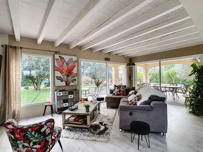 Image des la section Servies