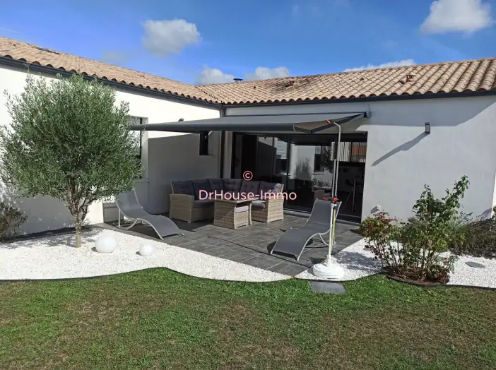 Image des la section Servies