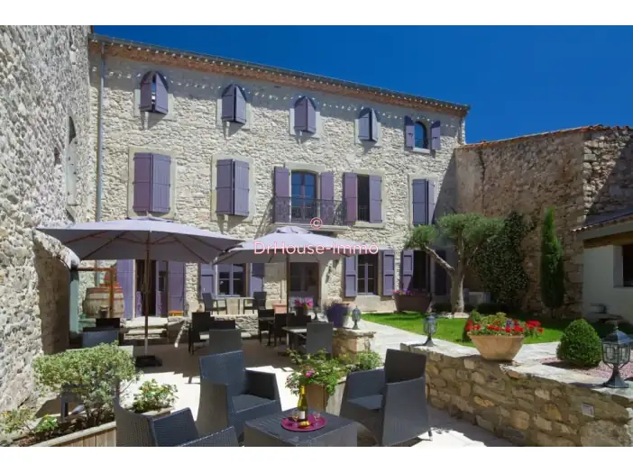 Maison 14 pièces de 690 m² - Villeneuve-Minervois (11160)