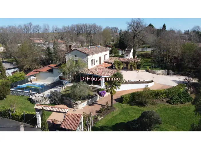 Image des la section Servies