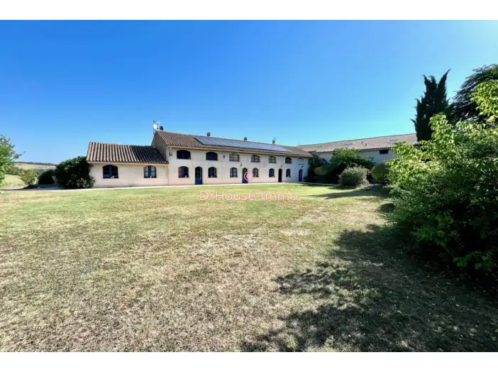Domaine 50 pièces de 1 876 m² - Castelnaudary (11400)