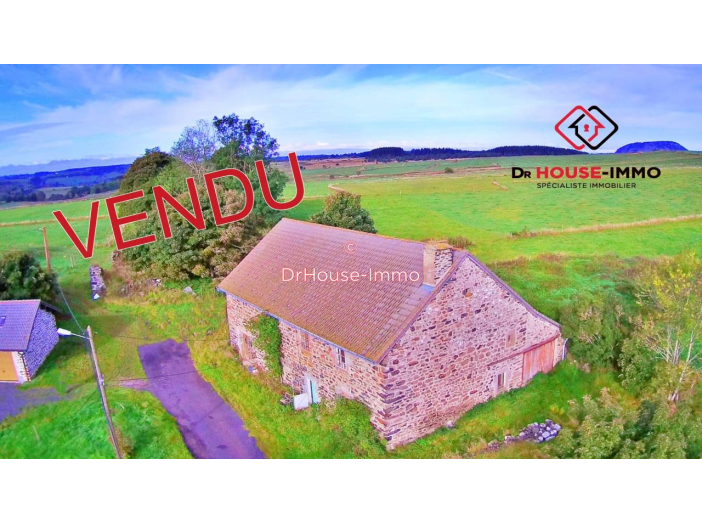 Maison de 245m² - 4 pièces