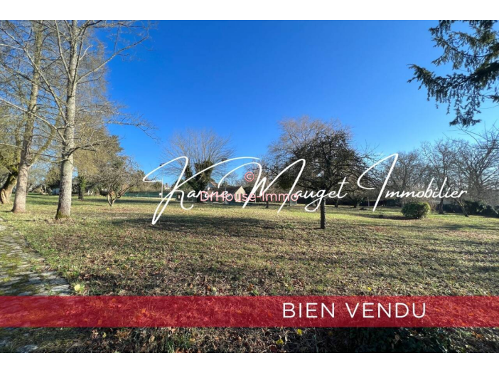 Terrain de 1484m²