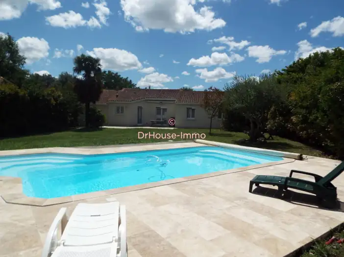 Image des la section Servies