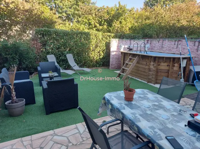 Image des la section Servies