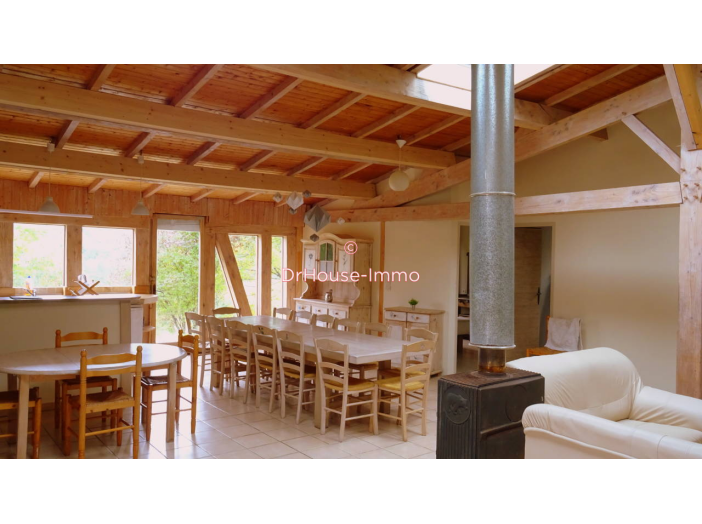 Maison de 150m² - 8 pièces