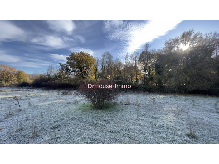 Terrain de 800m²