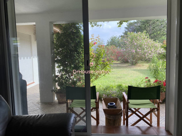 Maison de 320m² - 10 pièces