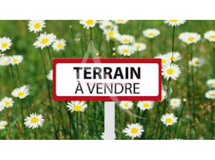 Terrain de 300m²