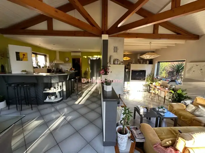 Image des la section Servies