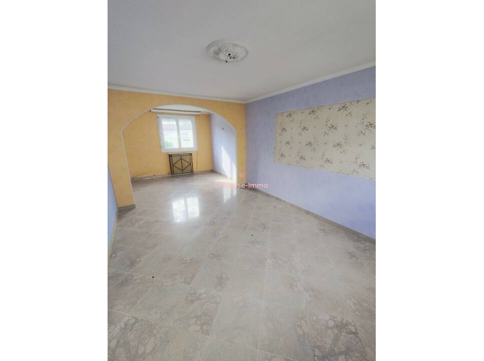 Maison 4 pièces de 82 m² - Louvres (95380)