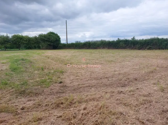 Terrain de 1 424 m² - Plounévez-Lochrist (29430)