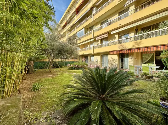 Image des la section Servies