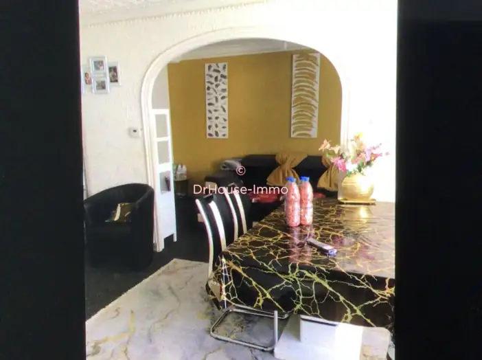 Image des la section Servies