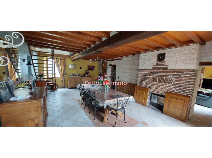 Maison 6 pièces de 198 m² - Eaux-Puiseaux (10130)
