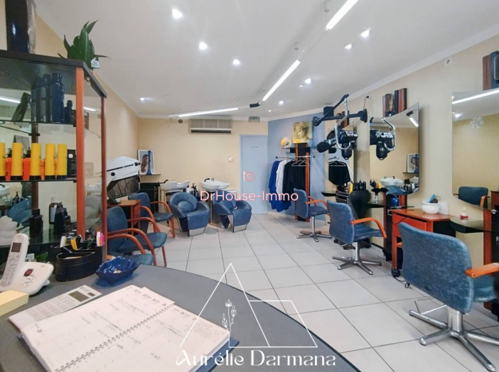 Commerce de 33m² - 2 pièces