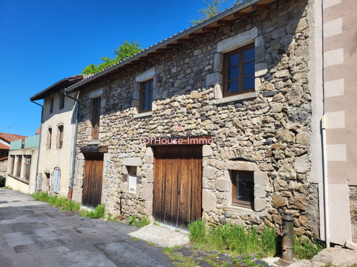 Maison de 280m² - 2 pièces