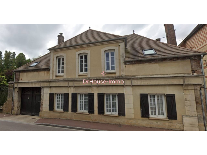 Maison de 325m² - 12 pièces