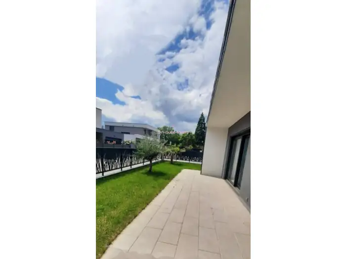 Image des la section Servies