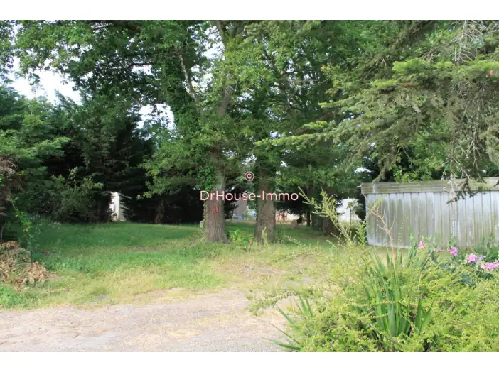 Terrain de 844 m² - Redon (35600)