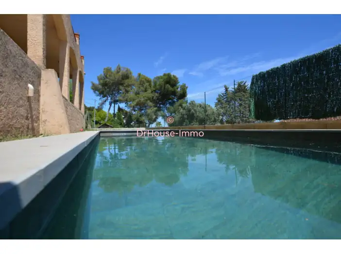 Maison 4 pièces de 101 m² - La Seyne-sur-Mer (83500)