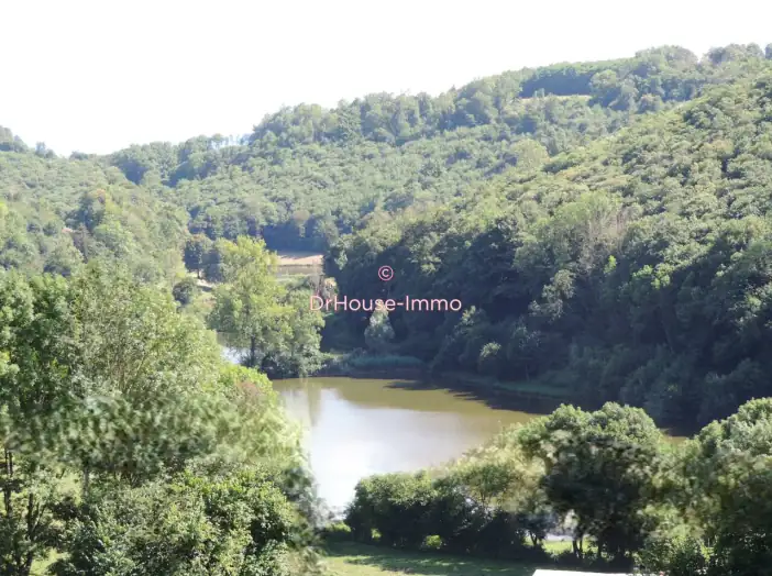 Terrain de 827 200 m² - Oyeu (38690)