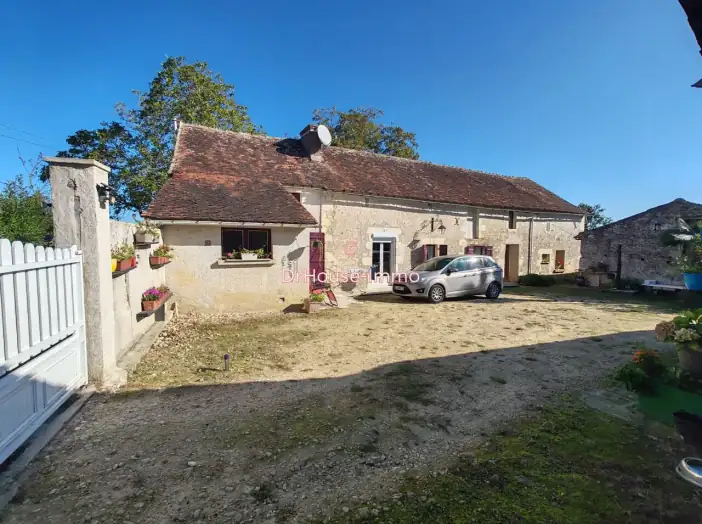 Maison 4 pièces de 95 m² - Vellèches (86230)