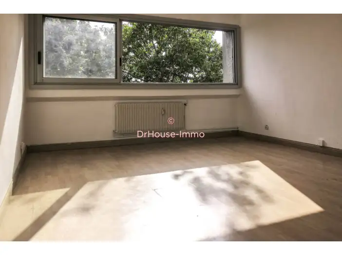 Image des la section Servies