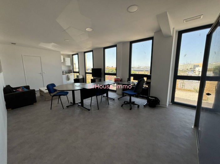 Commerce de 155m² - 2 pièces