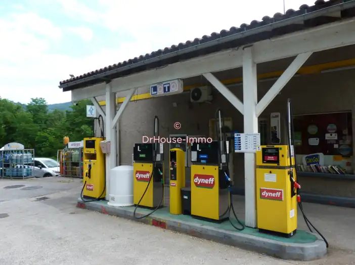 Commerce 3 pièces de 126 m² - Foix (09000)