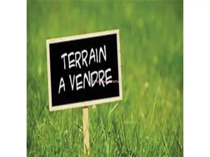 Terrain de 956 m² - Villandraut (33730)