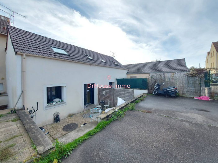 Immeuble de 99m² - 6 pièces