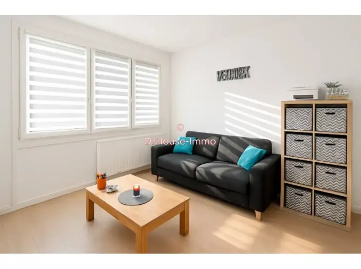 Appartement 3 pièces de 37 m² - Béthune (62400)