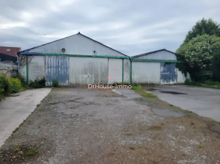Entrepôt de 402 m² - Bruay-la-Buissière (62700)
