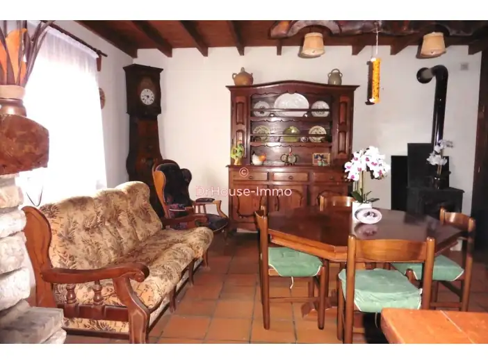 Maison 6 pièces de 120 m² - Armillac (47800)