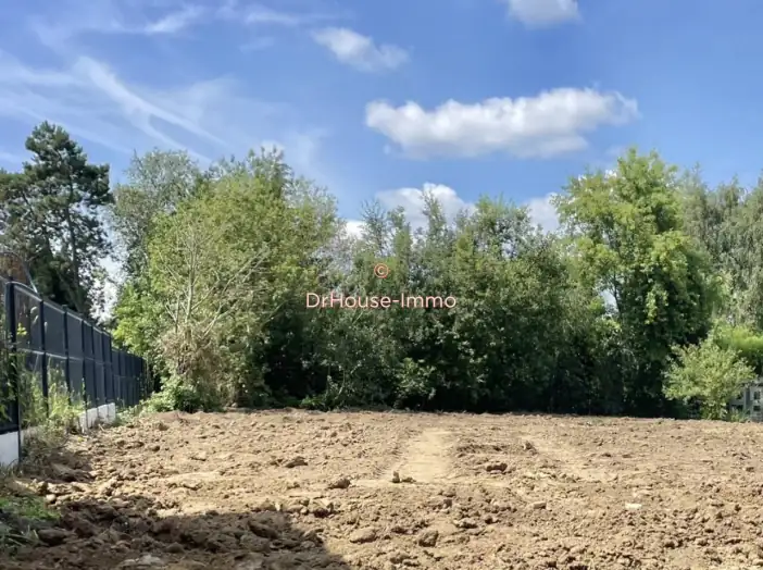 Terrain de 758 m² - Halluin (59250)