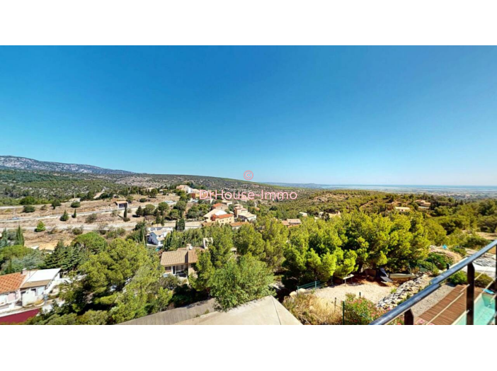 Maison de 200m² - 9 pièces