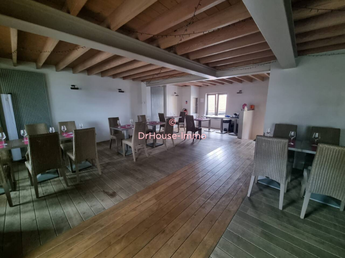 Immeuble de 215m² - 10 pièces