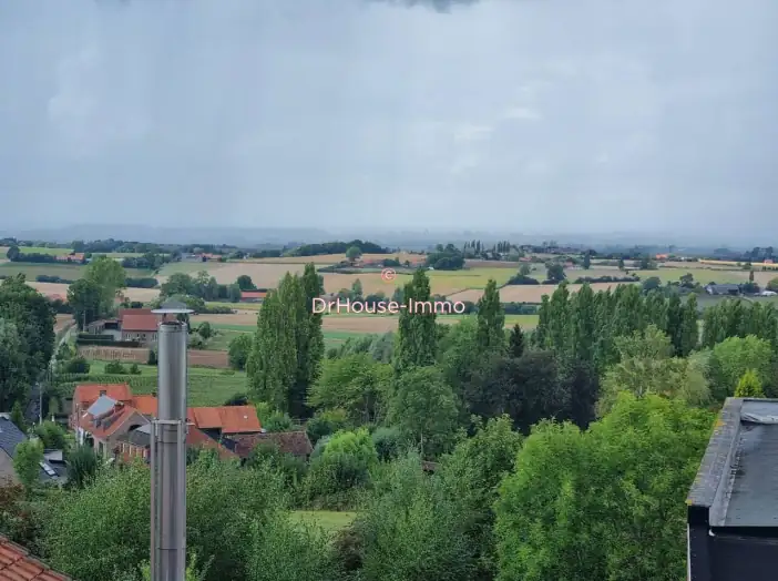 Immeuble 10 pièces de 215 m² - Bailleul (59270)