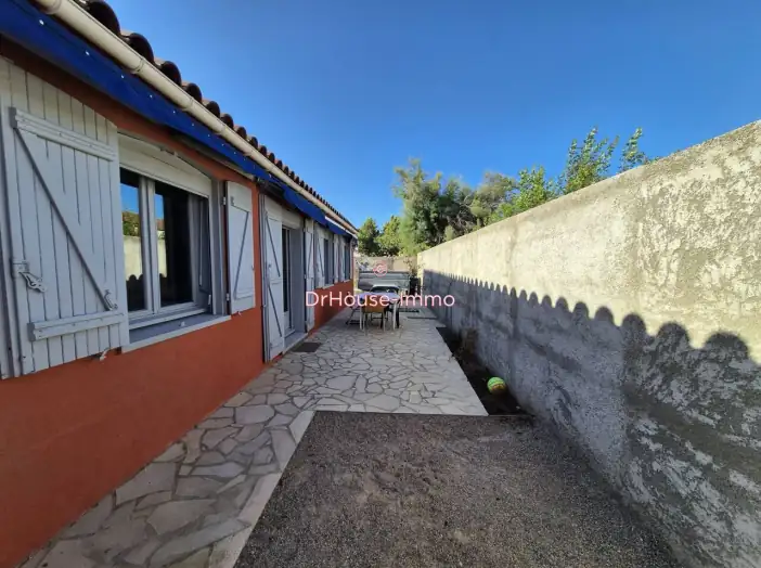 Image des la section Servies