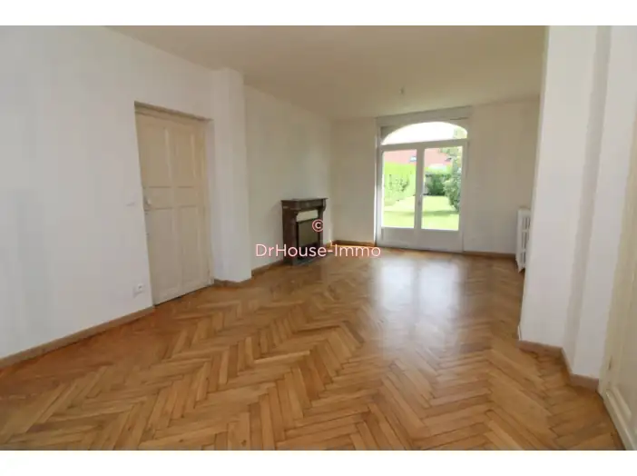 Maison 7 pièces de 137 m² - Bruay-la-Buissière (62700)