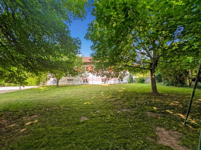 Maison de 200m² - 8 pièces
