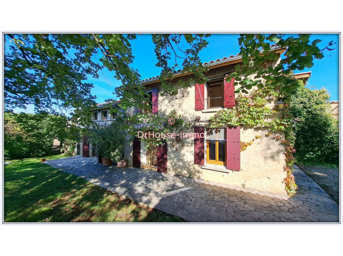 Maison de 227m² - 10 pièces