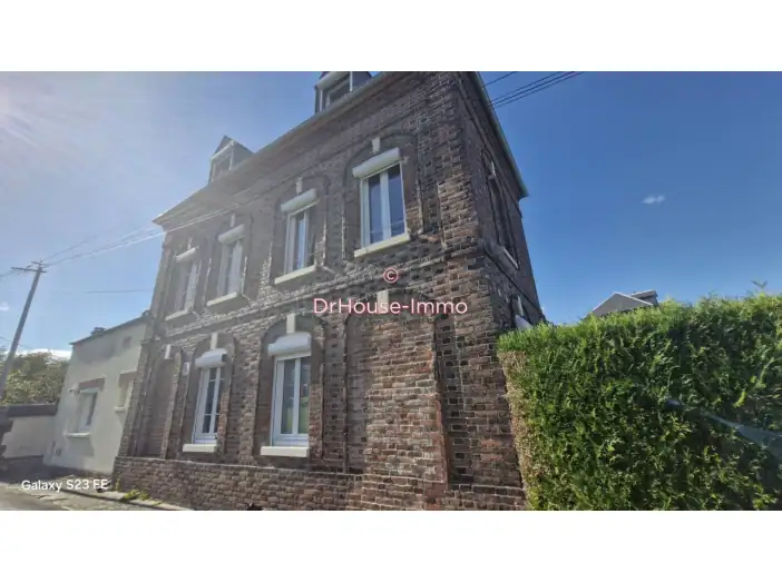 Maison 7 pièces de 127 m² - La Ferté-Frênel (61550)