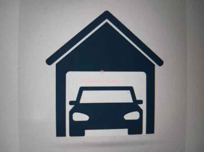 Commerce de 650 m² - Osny (95520)