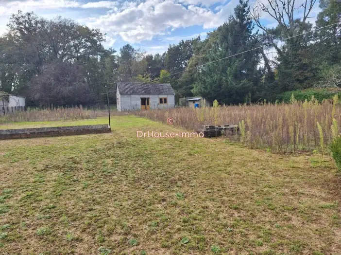 Terrain de 1 500 m² - Écommoy (72220)