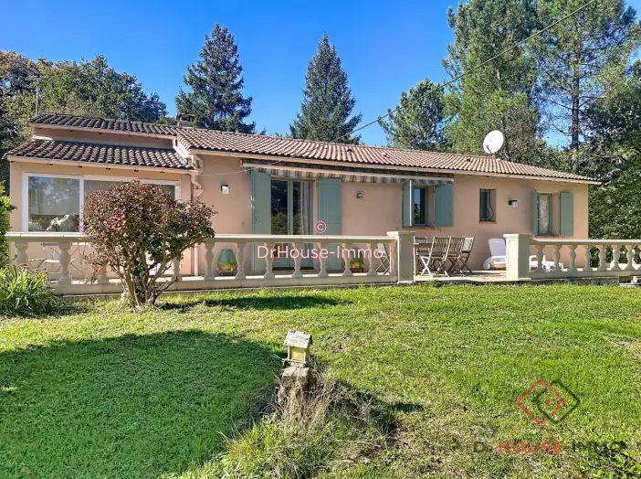 Maison 4 pièces de 84 m² - La Chapelle-Gonaguet (24350)