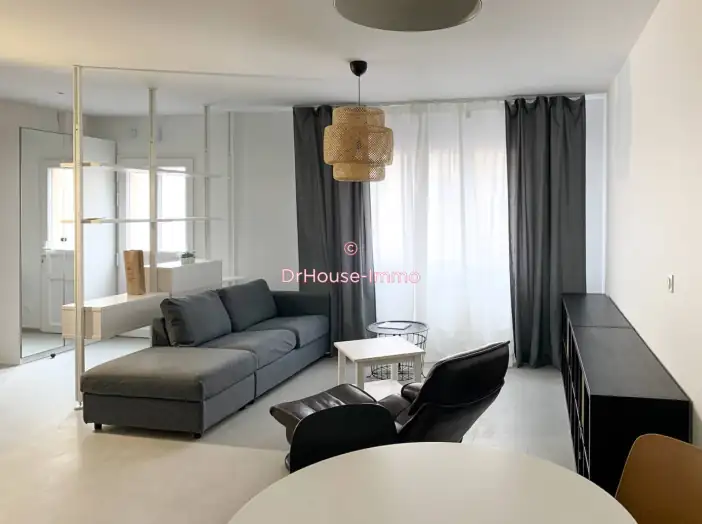 Appartement 3 pièces de 70 m² - Sens (89100)